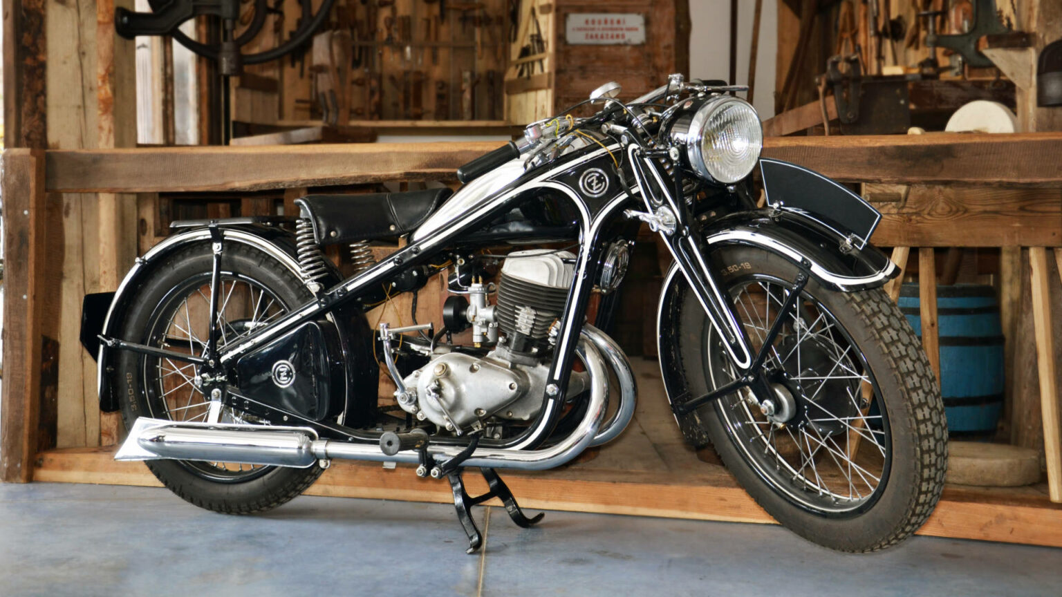 ČZ 350, rv 1936 – muzeumradovesnice.cz