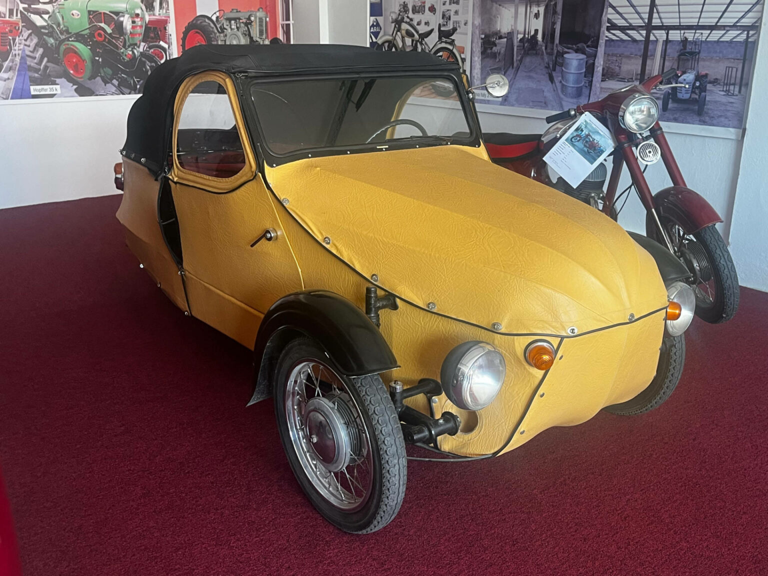 Velorex 175/16 tříkolka, rv 1963 – muzeumradovesnice.cz